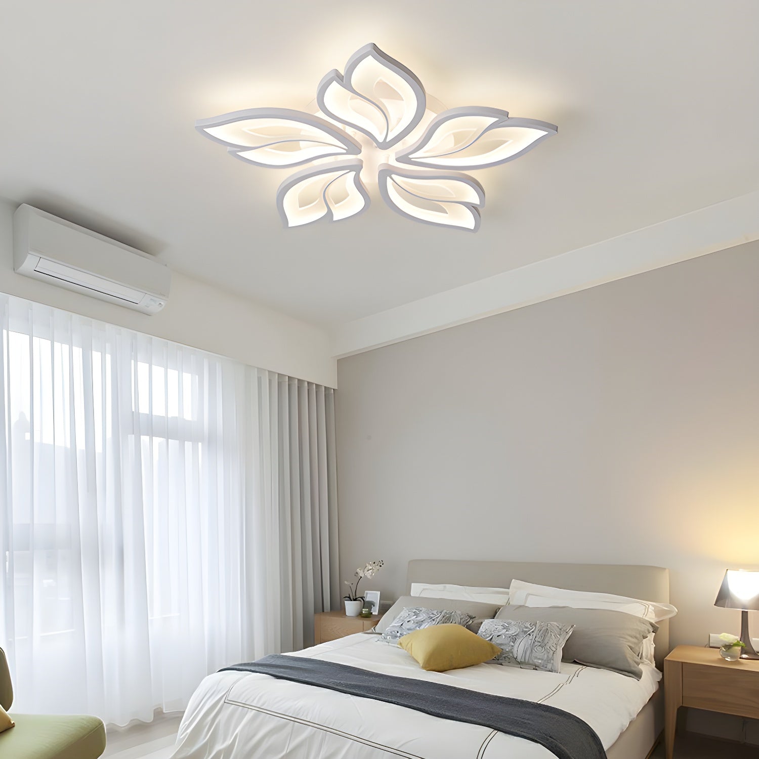 White LED Flush Mount Circle Ceiling Light for Modern and Stylish Homes