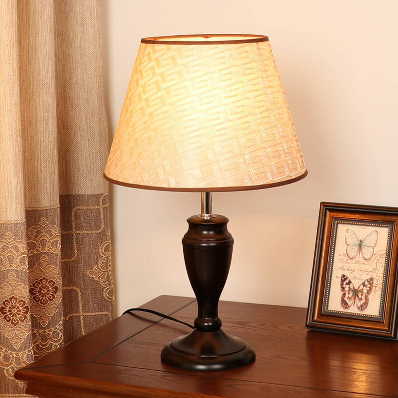 Brown 1 Head Table Light Rural Fabric Tapered Shade Nightstand Lamp with Flower/Slash/Geometric Pattern Clearhalo 'Lamps' 'Table Lamps' Lighting' 1034283