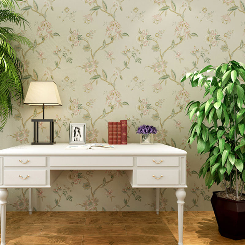 Flower and Bird Wall Decor in Soft Yellow Non-Woven Fabric Wallpaper for Home, 31' x 20.5" Clearhalo 'Country wall decor' 'Rustic' 'Wallpaper' Wall Decor' 1062287