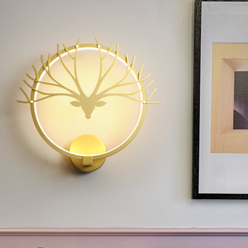 Circular Elk Deer Head Wall Lamp Nordic Style Metal LED Black/Gold Wall Mural Light for Bedside, Warm/White Light Gold Clearhalo 'Wall Lamps & Sconces' 'Wall Lights' Lighting' 1198013