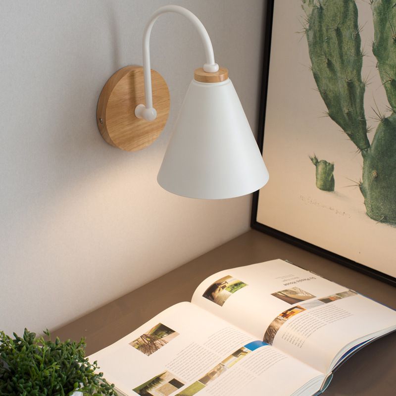 Modern Simple Cone Shape Vanity Light with Iron Shade for Shower Room