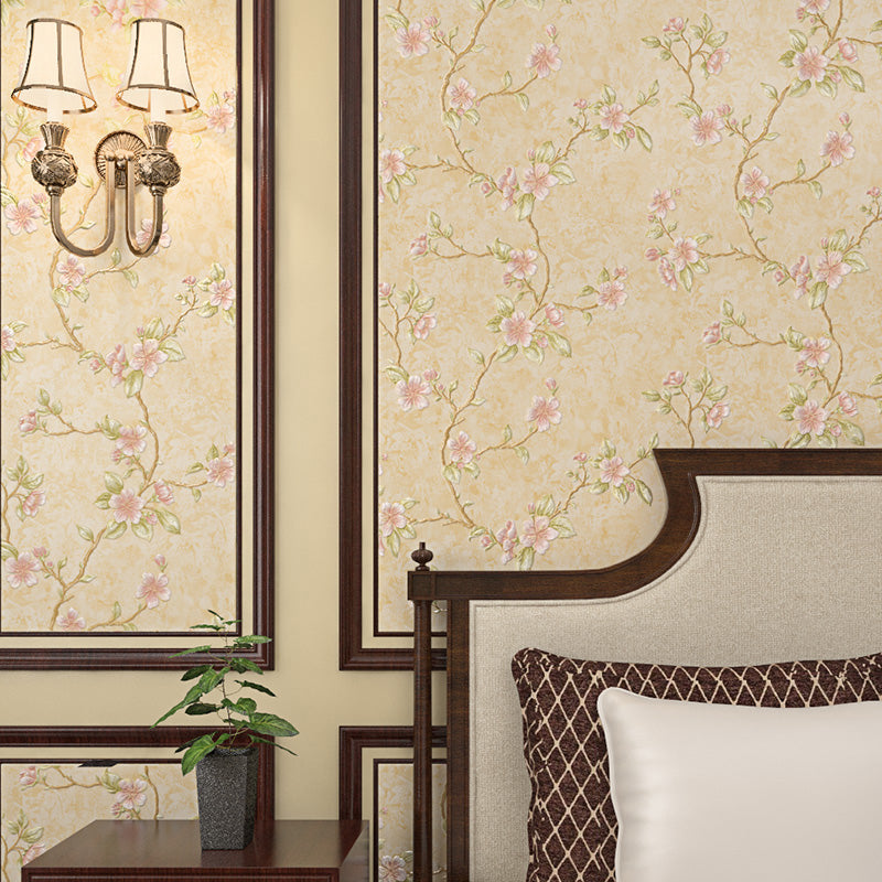 Cottage Blooming Apricot Wallpaper Light-Pink Bedroom Wall Decor, 33' L x 20.5" W Yellow Clearhalo 'Country wall decor' 'Rustic' 'Wallpaper' Wall Decor' 1274256