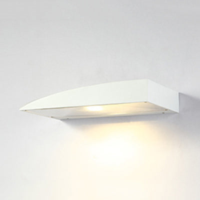 Modernism Style Curved Sconce Wall Light Metal 5.5"/10" Width LED Living Room Wall Lamp in Black/White Clearhalo 'Cast Iron' 'Glass' 'Industrial' 'Modern wall lights' 'Modern' 'Tiffany' 'Traditional wall lights' 'Wall Lamps & Sconces' 'Wall Lights' Lighting' 128193