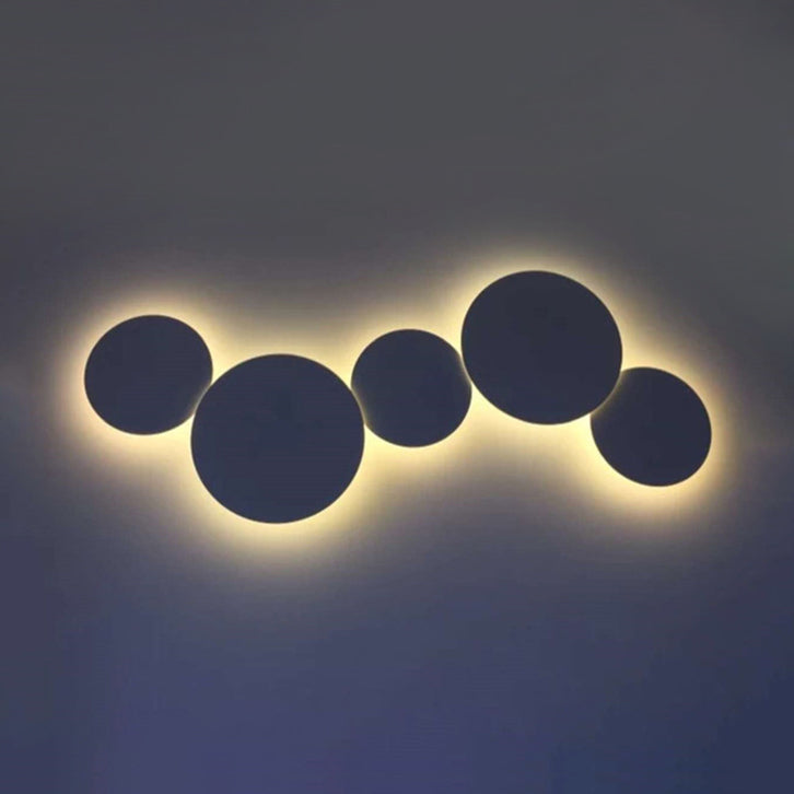 Minimalism Circle Shaped Metal Wall Lamp Warm/White Light Integrated LED Wall Lighting in Grey/White, 47.5"/52" Wide Clearhalo 'Cast Iron' 'Glass' 'Industrial' 'Modern wall lights' 'Modern' 'Tiffany' 'Traditional wall lights' 'Wall Lamps & Sconces' 'Wall Lights' Lighting' 128415