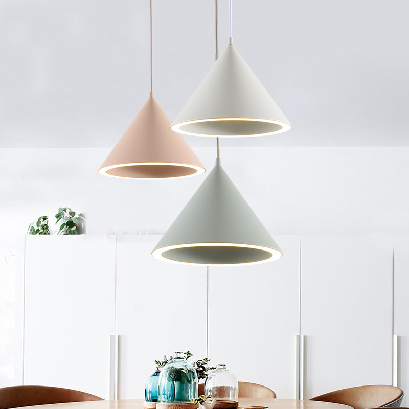 10"/12.5" Diameter 1 Light Conical Hanging Lamp Nordic Stylish Black/Blue Metal Pendant Light over Table Clearhalo 'Ceiling Lights' 'Modern Pendants' 'Modern' 'Pendant Lights' 'Pendants' Lighting' 1416867