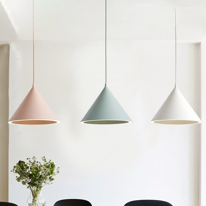 10"/12.5" Diameter 1 Light Conical Hanging Lamp Nordic Stylish Black/Blue Metal Pendant Light over Table Clearhalo 'Ceiling Lights' 'Modern Pendants' 'Modern' 'Pendant Lights' 'Pendants' Lighting' 1416868