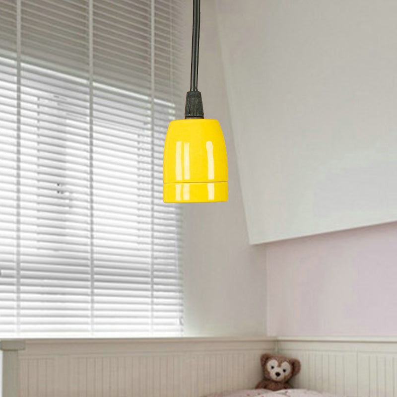 1 Head Mini Hanging Pendant Light with Adjustable Cord Retro Style Black/Red Ceramic Ceiling Hanging Light Clearhalo 'Art Deco Pendants' 'Black' 'Cast Iron' 'Ceiling Lights' 'Ceramic' 'Crystal' 'Industrial Pendants' 'Industrial' 'Metal' 'Middle Century Pendants' 'Pendant Lights' 'Pendants' 'Rustic Pendants' 'Tiffany' Lighting' 1419618