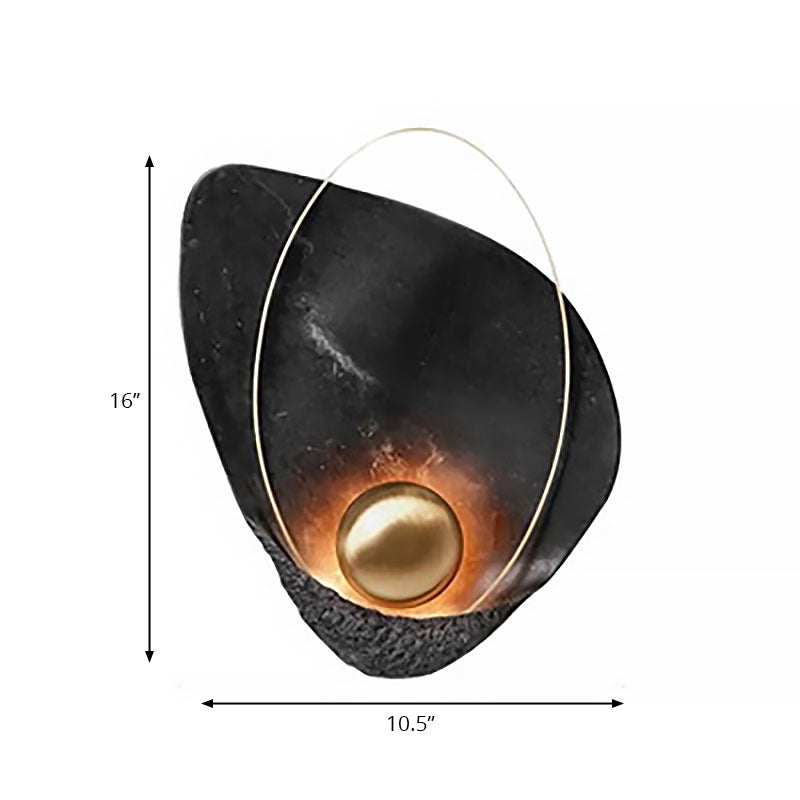 Resin Shell Shaped Wall Lamp Single Head Modern Metal LED Wall Lighting in White/Black Light Clearhalo 'Modern wall lights' 'Modern' 'Wall Lamps & Sconces' 'Wall Lights' Lighting' 144498
