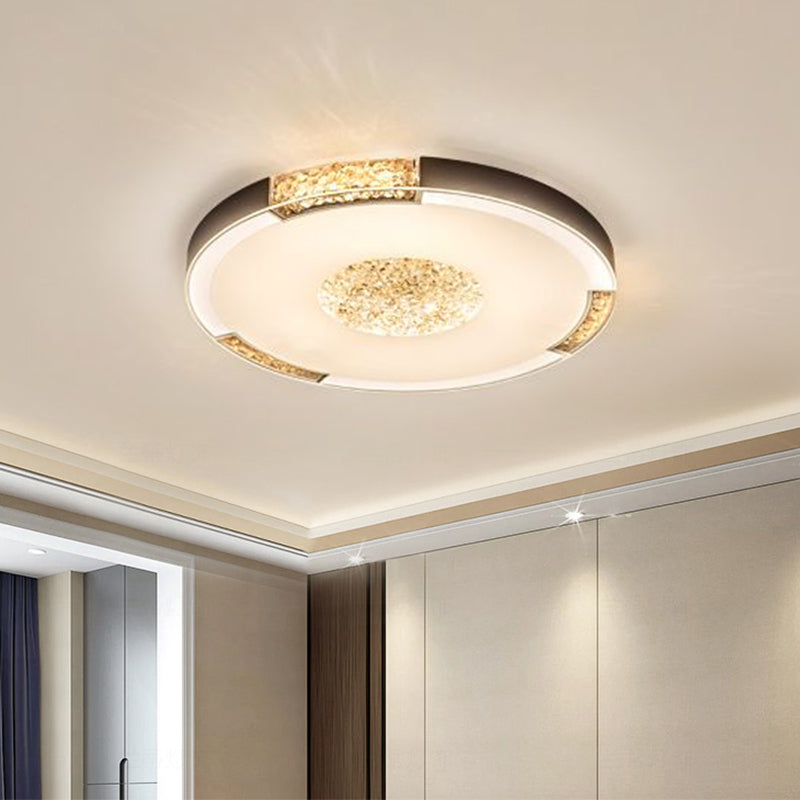 Black/Gold Finish LED Flush Light Fixture Contemporary Bevel Cut Crystals Round Ceiling Mount in White/Warm Light Black Clearhalo 'Ceiling Lights' 'Close To Ceiling Lights' 'Close to ceiling' 'Flush mount' Lighting' 1452407