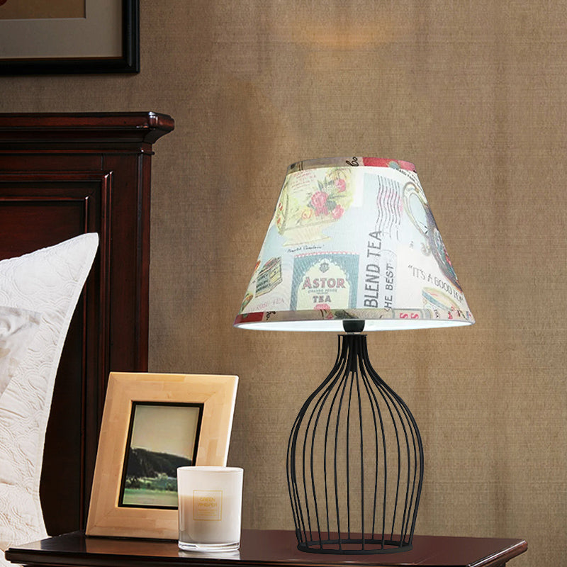 1 Head Barrel Night Table Lamp Traditional Black Nightstand Lighting with Metal Wire Cage Base Clearhalo 'Lamps' 'Table Lamps' Lighting' 1454492