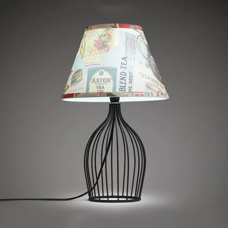 1 Head Barrel Night Table Lamp Traditional Black Nightstand Lighting with Metal Wire Cage Base Clearhalo 'Lamps' 'Table Lamps' Lighting' 1454495