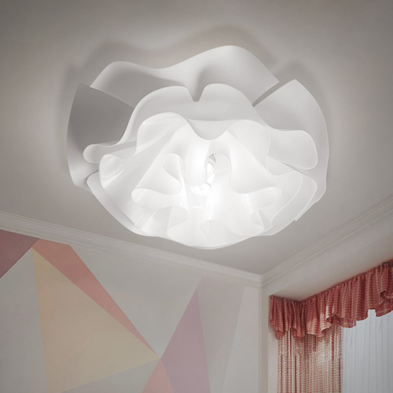 Modern Stylish Frill Layer Flush Mount Acrylic Bedroom LED Ceiling Lighting Fixture in White Clearhalo 'Ceiling Lights' 'Close To Ceiling Lights' 'Close to ceiling' 'Flush mount' Lighting' 1455381