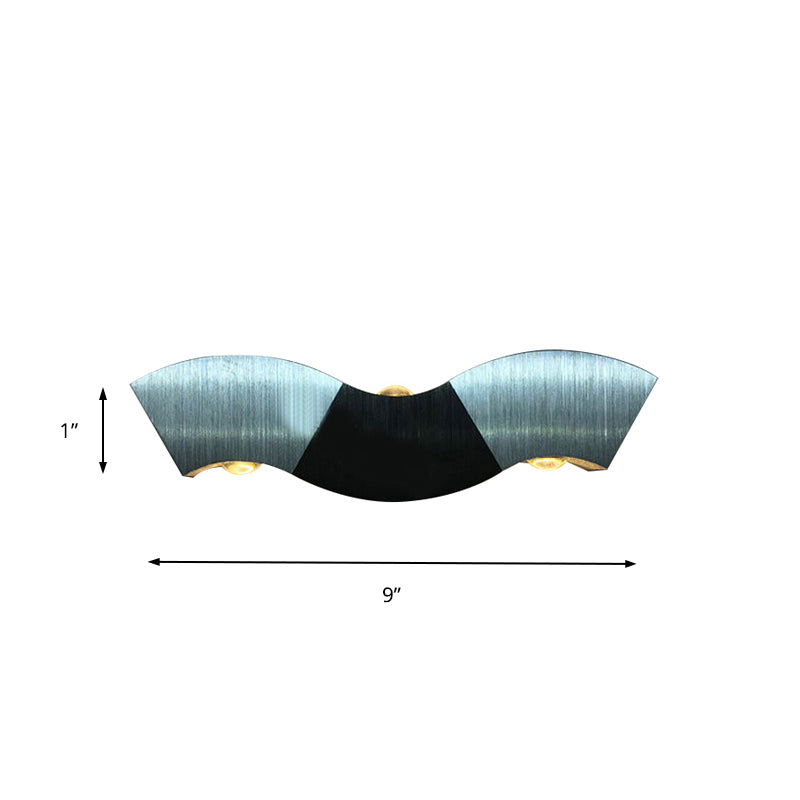 Aluminum Wave Design Wall Mounted Light Contemporary LED Silver Finish Sconce Light in Warm/White Lighting Clearhalo 'Cast Iron' 'Glass' 'Industrial' 'Modern wall lights' 'Modern' 'Tiffany' 'Traditional wall lights' 'Wall Lamps & Sconces' 'Wall Lights' Lighting' 145587