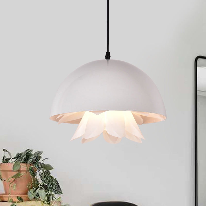 Warehouse Jellyfish Hanging Pendant Light 1-Bulb Iron Ceiling Suspension Lamp in Black/White/Gold for Kitchen Clearhalo 'Art Deco Pendants' 'Black' 'Cast Iron' 'Ceiling Lights' 'Ceramic' 'Crystal' 'Industrial Pendants' 'Industrial' 'Metal' 'Middle Century Pendants' 'Pendant Lights' 'Pendants' 'Rustic Pendants' 'Tiffany' Lighting' 1460156