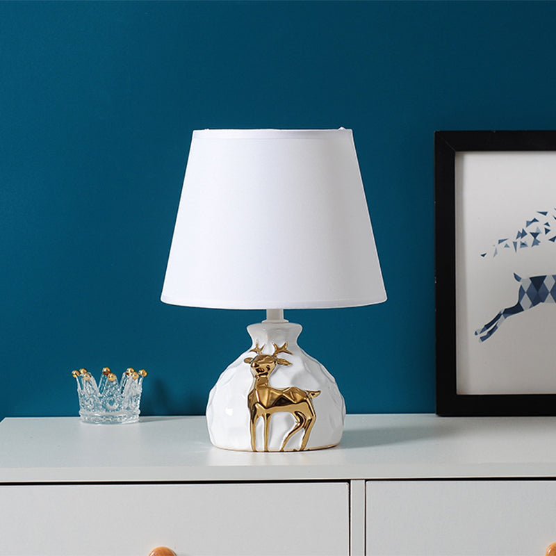 1-Bulb Tapered Desk Light Countryside White Fabric Night Table Lamp with Deer Vase Base, 11"/14"/15" Wide Clearhalo 'Lamps' 'Table Lamps' Lighting' 1468092