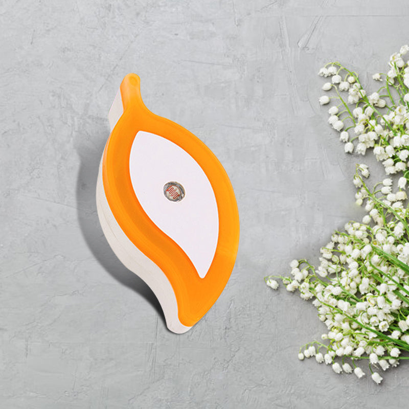 Plastic Leaf Mini Wall Lighting Ideas Cartoon Green/Pink/White Plug in LED Night Lamp for Kids Room Clearhalo 'Night Lights' 'Wall Lights' Lighting' 1468241