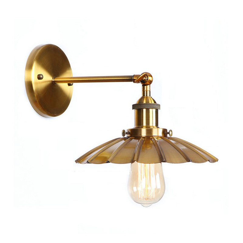 Vintage Stylish Scalloped Wall Lamp 1 Bulb Metallic Rotatable Wall Mount Light in Dark Rust/White Clearhalo 'Art deco wall lights' 'Cast Iron' 'Glass' 'Industrial wall lights' 'Industrial' 'Middle century wall lights' 'Modern' 'Rustic wall lights' 'Tiffany' 'Traditional wall lights' 'Wall Lamps & Sconces' 'Wall Lights' Lighting' 147481