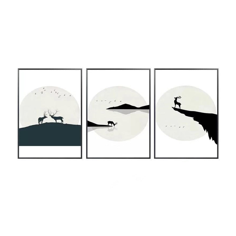 Elk and Moon Painting Canvas Living Room Night Scenery Wall Art Set in Black, Textured Clearhalo 'Art Gallery' 'Canvas Art' 'Contemporary Art Gallery' 'Contemporary Art' 'Minimalism' 'Minimalist Art Gallery' 'Scandinavian' Arts' 1599103