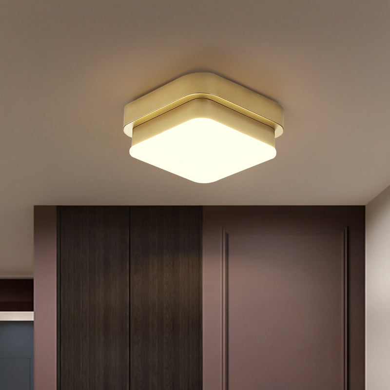 Triangle/Round/Square Flushmount Light Simplicity Metallic LED Corridor Flush Ceiling Light in Gold Clearhalo 'Ceiling Lights' 'Close To Ceiling Lights' 'Close to ceiling' 'Flush mount' Lighting' 1650206