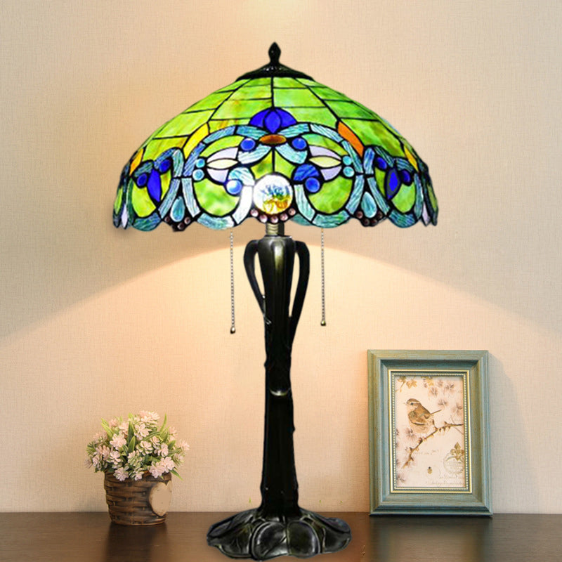 Cone/Dome Nightstand Lighting Victorian Cut Glass 2-Head Gold Pull Chain Table Lamp with Blossom Pattern Clearhalo 'Lamps' 'Table Lamps' Lighting' 1710968