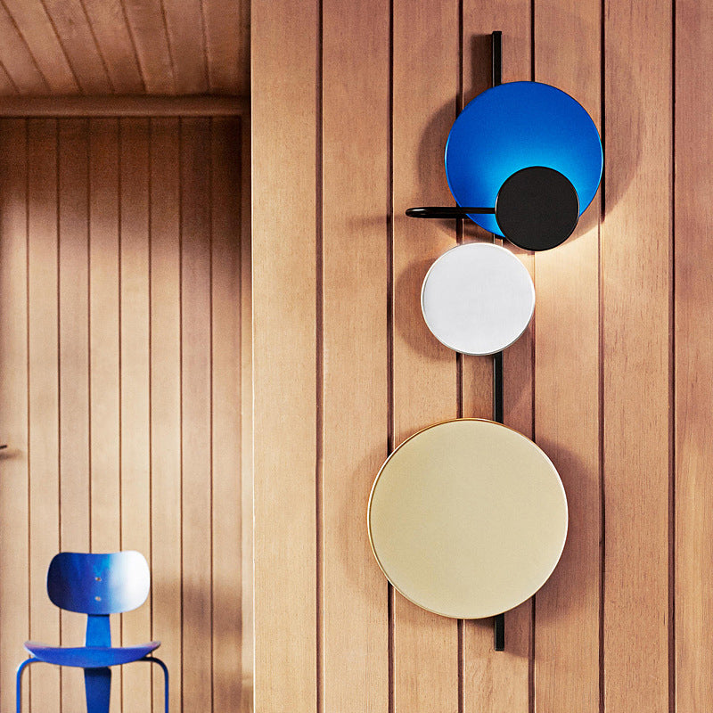 Circular Wall Mount Light Nordic Metallic Blue/Red/Pink LED Wall Lighting Fixture for Living Room Blue Clearhalo 'Cast Iron' 'Glass' 'Industrial' 'Modern wall lights' 'Modern' 'Tiffany' 'Traditional wall lights' 'Wall Lamps & Sconces' 'Wall Lights' Lighting' 1713006