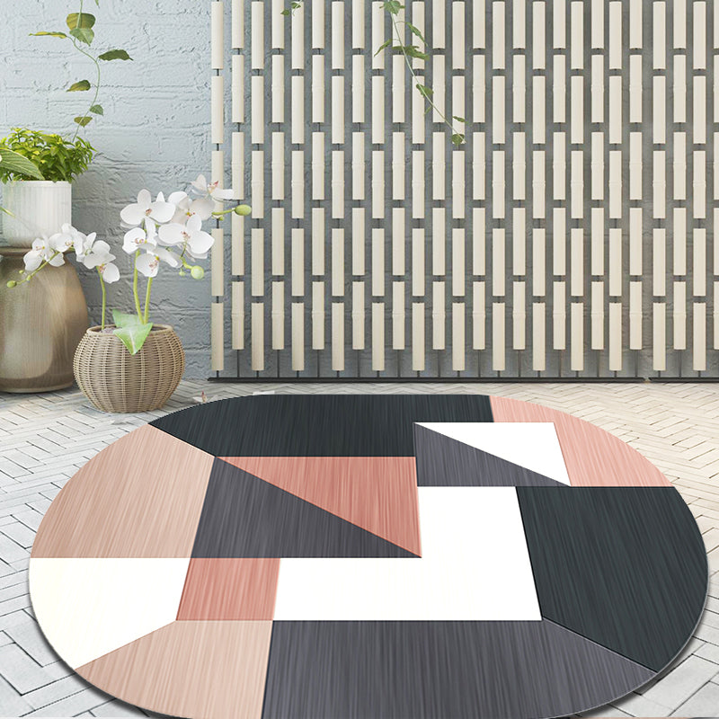 Novelty Living Room Rug in Grey and Pink Color Block Irregular Shape Print Rug Polyester Non-Slip Backing Area Rug Dark Gray Clearhalo 'Area Rug' 'Rug' 1715942