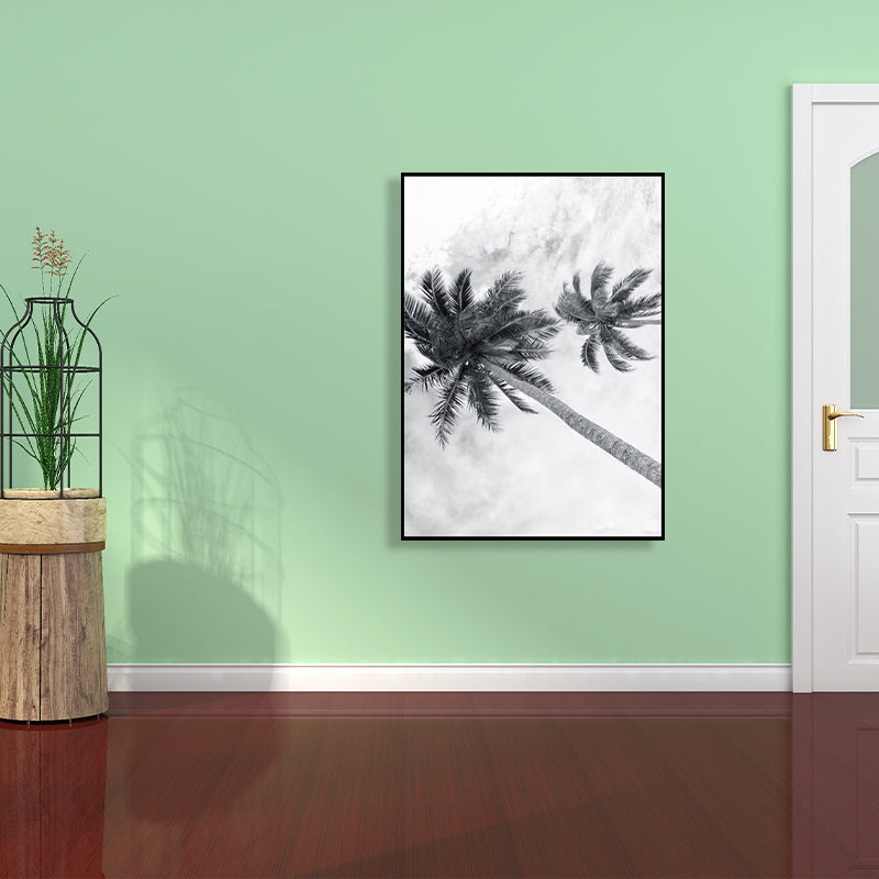 Photography Modern Canvas Art with Coconut Trees and Sky View in Black for Corridor Black Clearhalo 'Art Gallery' 'Canvas Art' 'Contemporary Art Gallery' 'Modern' Arts' 1762959
