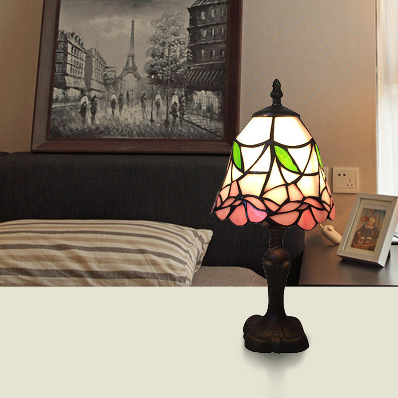 7"/6" Wide Bell Shape Bedroom Reading Light with Rose Stained Glass Tiffany Style Desk Lamp in Pink Clearhalo 'Lamps' 'Table Lamps' Lighting' 176350