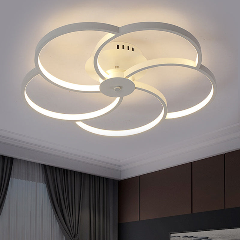 18"/21.5" W Flower Metal Semi Flush Light Simple Black/White LED Close to Ceiling Lamp in Warm/White/Natural Light Clearhalo 'Ceiling Lights' 'Close To Ceiling Lights' 'Close to ceiling' 'Semi-flushmount' Lighting' 1804548