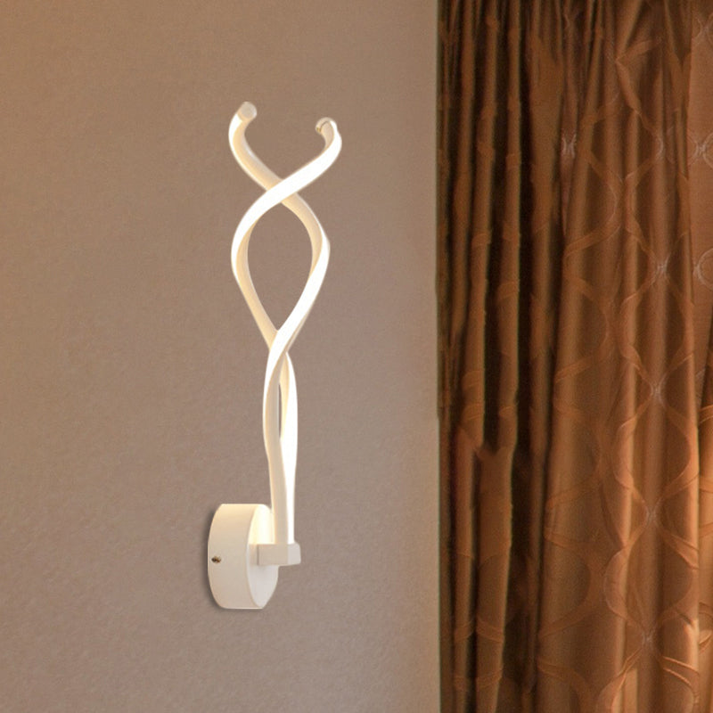 Minimalist Twined Wall Lighting Fixture Metal Living Room LED Wall Lamp in Black/White White Clearhalo 'Cast Iron' 'Glass' 'Industrial' 'Modern wall lights' 'Modern' 'Tiffany' 'Traditional wall lights' 'Wall Lamps & Sconces' 'Wall Lights' Lighting' 1900331