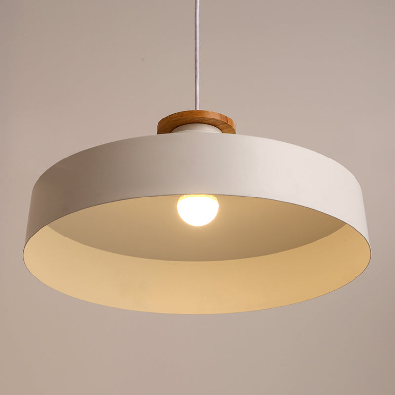 1-Light Metal Pendant Light Fixture Vintage Black/White Pot Lid Shaped Dining Room Ceiling Light Clearhalo 'Art Deco Pendants' 'Black' 'Cast Iron' 'Ceiling Lights' 'Ceramic' 'Crystal' 'Industrial Pendants' 'Industrial' 'Metal' 'Middle Century Pendants' 'Pendant Lights' 'Pendants' 'Rustic Pendants' 'Tiffany' Lighting' 1916653