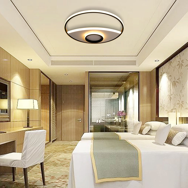 Silver Circle Ceiling Fixture Modern Acrylic 16"/19.5"/23.5" Flushmount Lights in Warm/White Clearhalo 'Ceiling Lights' 'Close To Ceiling Lights' 'Close to ceiling' 'Flush mount' Lighting' 1922626