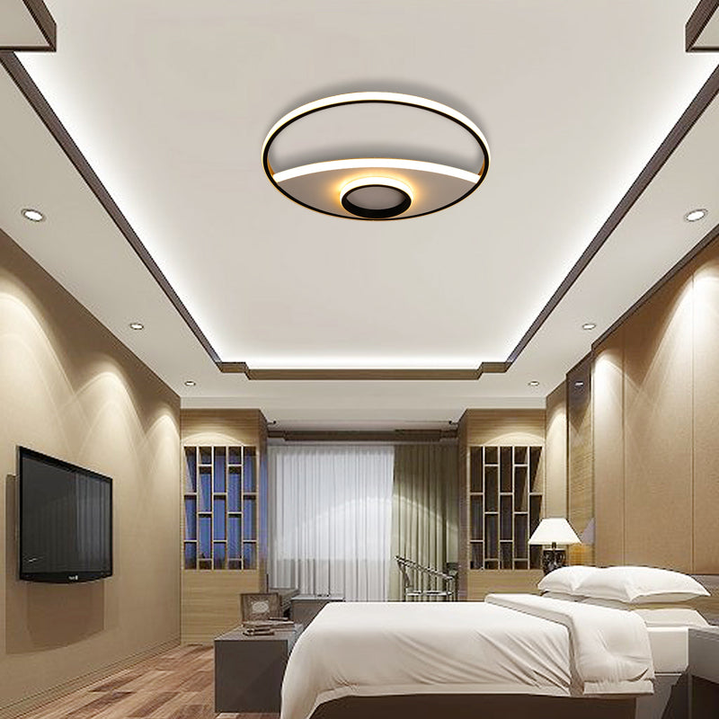 Silver Circle Ceiling Fixture Modern Acrylic 16"/19.5"/23.5" Flushmount Lights in Warm/White Clearhalo 'Ceiling Lights' 'Close To Ceiling Lights' 'Close to ceiling' 'Flush mount' Lighting' 1922630