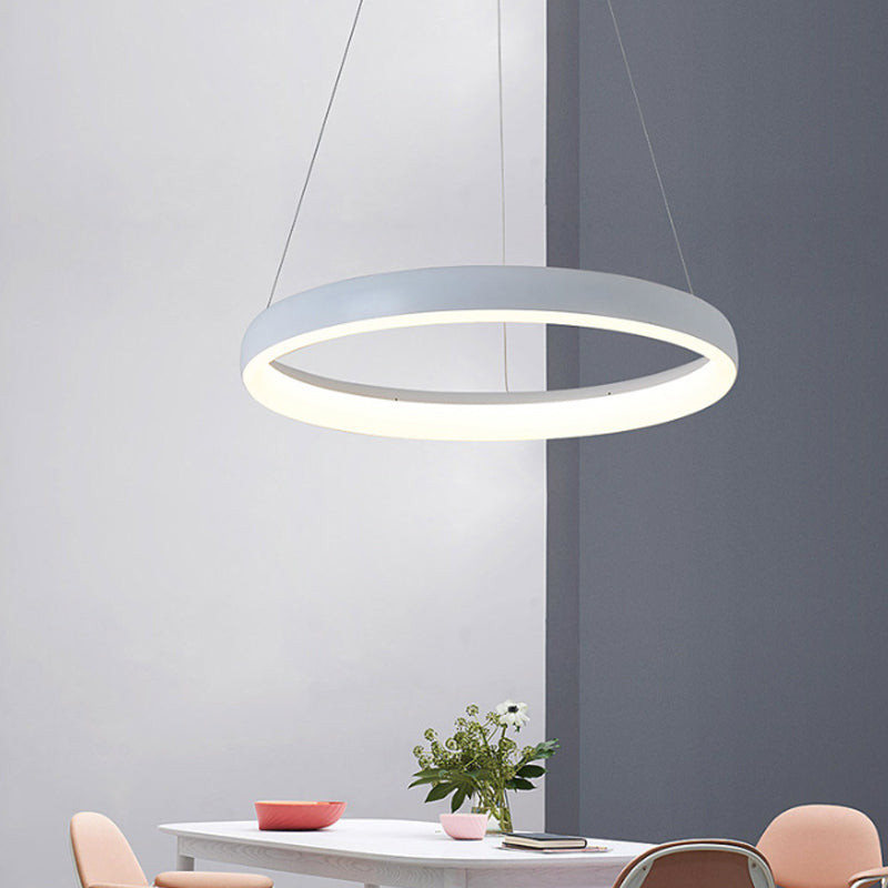 1/2/3-Layered Circle Chandelier Nordic Metallic Dining Room LED Ceiling Pendant Light in White Clearhalo 'Ceiling Lights' 'Chandeliers' 'Modern Chandeliers' 'Modern' Lighting' 1936497