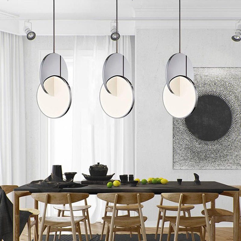 Novelty Minimalist LED Pendulum Light Chrome/Gold Interlocked Disc Ceiling Pendant Lamp with Acrylic Shade, 7"/10" W Clearhalo 'Ceiling Lights' 'Modern Pendants' 'Modern' 'Pendant Lights' 'Pendants' Lighting' 1937606