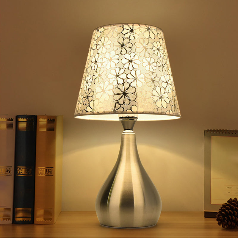 Tapered Table Light Modern Fabric Single Nickel Nightstand Lamp with Cloud/Geometric/Flower Pattern Nickel Flower Shape Clearhalo 'Lamps' 'Table Lamps' Lighting' 1972803