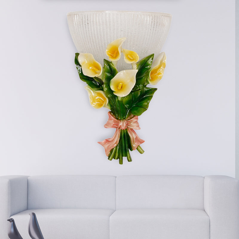 Prismatic Glass Dome Wall Lamp Traditional 1 Light Living Room Sconce Light with Green Bouquet Decoration Green Clearhalo 'Wall Lamps & Sconces' 'Wall Lights' Lighting' 203261