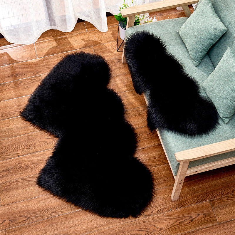 Double-Heart Shaped Modern Rug Multicolor Plain Carpet Stain Resistant Pet Friendly Non-Slip Backing Rug for Living Room Black Clearhalo 'Area Rug' 'Casual' 'Rugs' Rug' 2070485