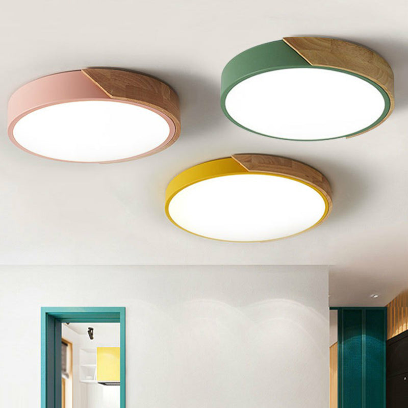 Round Shaped Bedroom LED Flush Mount Lighting Metallic Nordic Style Flush Mount Ceiling Light Clearhalo 'Ceiling Lights' 'Close To Ceiling Lights' 'Close to ceiling' 'Flush mount' Lighting' 2162242