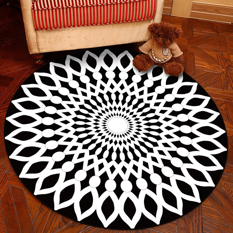 Novelty Geometry Animal Patterned Rug Multi-Colored Synthetics Rug Machine Washable Non-Slip Backing Stain Resistant Carpet for Room Gloss Black Clearhalo 'Area Rug' 'Rug' 2171364