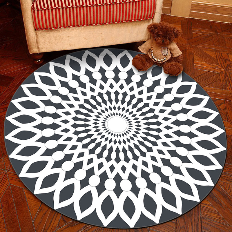 Novelty Geometry Animal Patterned Rug Multi-Colored Synthetics Rug Machine Washable Non-Slip Backing Stain Resistant Carpet for Room Light Gray Clearhalo 'Area Rug' 'Rug' 2171370