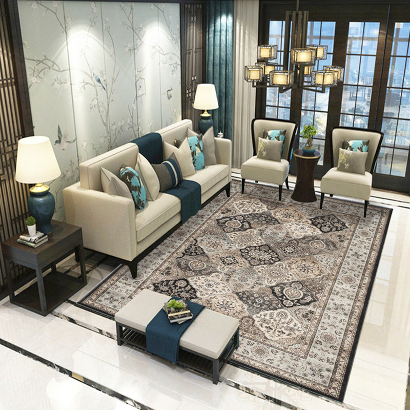 Victoria Print Rug Multi Color Polypropylene Rug Non-Slip Stain Resistant Washable Indoor Rug for Living Room Light Gray-Black Clearhalo 'Area Rug' 'Rugs' 'Shabby Chic' Rug' 2184336