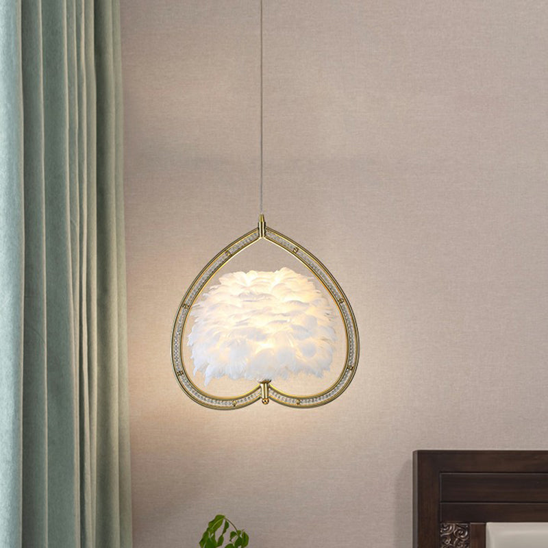 Metallic Heart Suspension Lighting Contemporary Single Gold Pendant Ceiling Light with Decorative Feather Gold White B Clearhalo 'Ceiling Lights' 'Modern Pendants' 'Modern' 'Pendant Lights' 'Pendants' Lighting' 2186716
