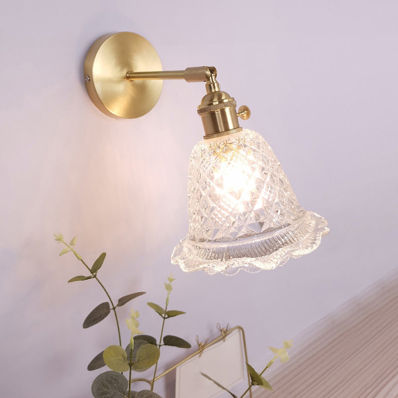 Single-Bulb Wall Light Fixture Vintage Shaded Clear Glass Wall Mounted Lamp for Bedroom Clear B Clearhalo 'Art deco wall lights' 'Cast Iron' 'Glass' 'Industrial wall lights' 'Industrial' 'Middle century wall lights' 'Modern' 'Rustic wall lights' 'Tiffany' 'Traditional wall lights' 'Wall Lamps & Sconces' 'Wall Lights' Lighting' 2216258