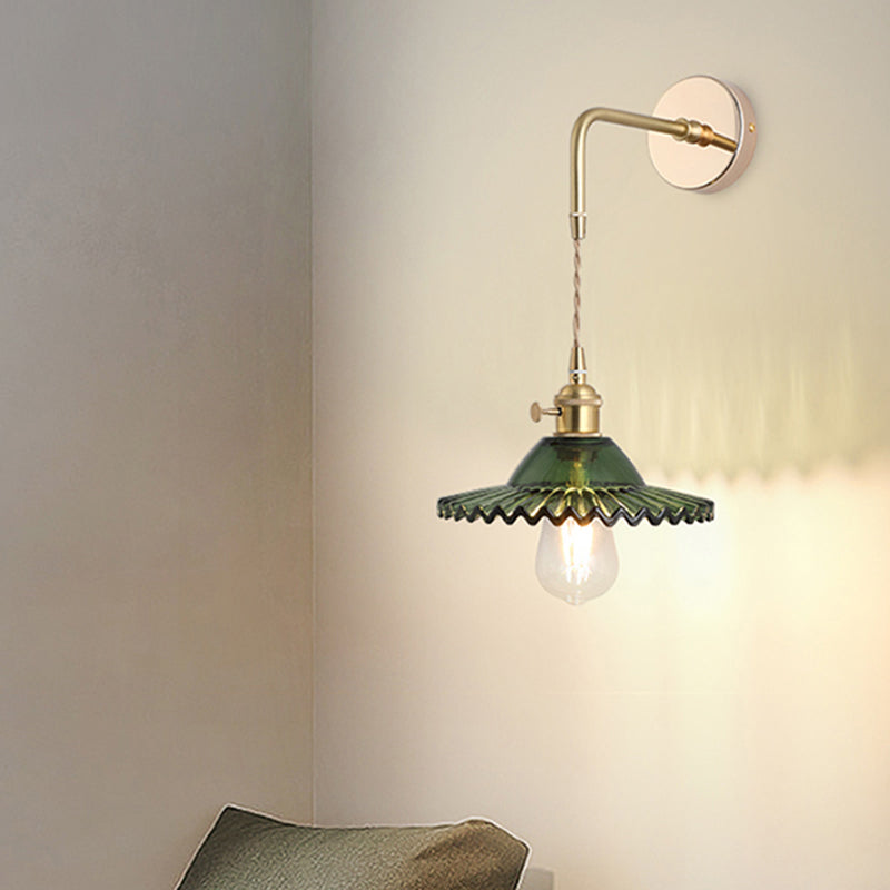 Shaded Glass Wall Light Fixture Vintage Single-Bulb Bedside Wall Mounted Lamp in Gold Gold I Clearhalo 'Art deco wall lights' 'Cast Iron' 'Glass' 'Industrial wall lights' 'Industrial' 'Middle century wall lights' 'Modern' 'Rustic wall lights' 'Tiffany' 'Traditional wall lights' 'Wall Lamps & Sconces' 'Wall Lights' Lighting' 2216309