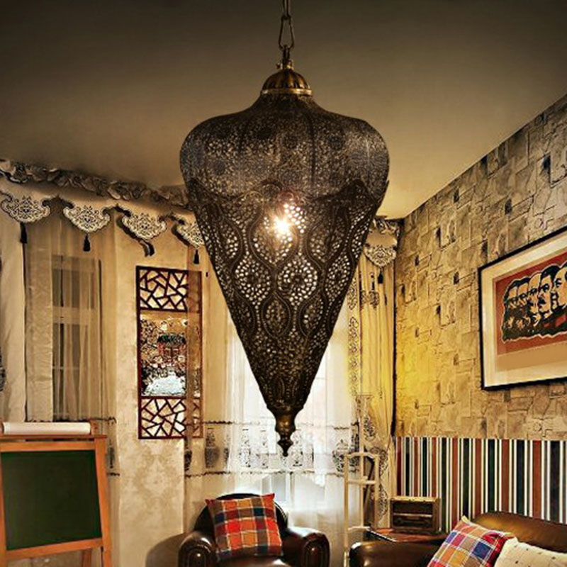Iron Hollow out Ceiling Light Classic Single-Bulb Restaurant Hanging Pendant Light in Bronze Bronze Clearhalo 'Ceiling Lights' 'Pendant Lights' 'Pendants' Lighting' 2236223_259c2bb2-fcca-4700-9913-9c8e4f39030a