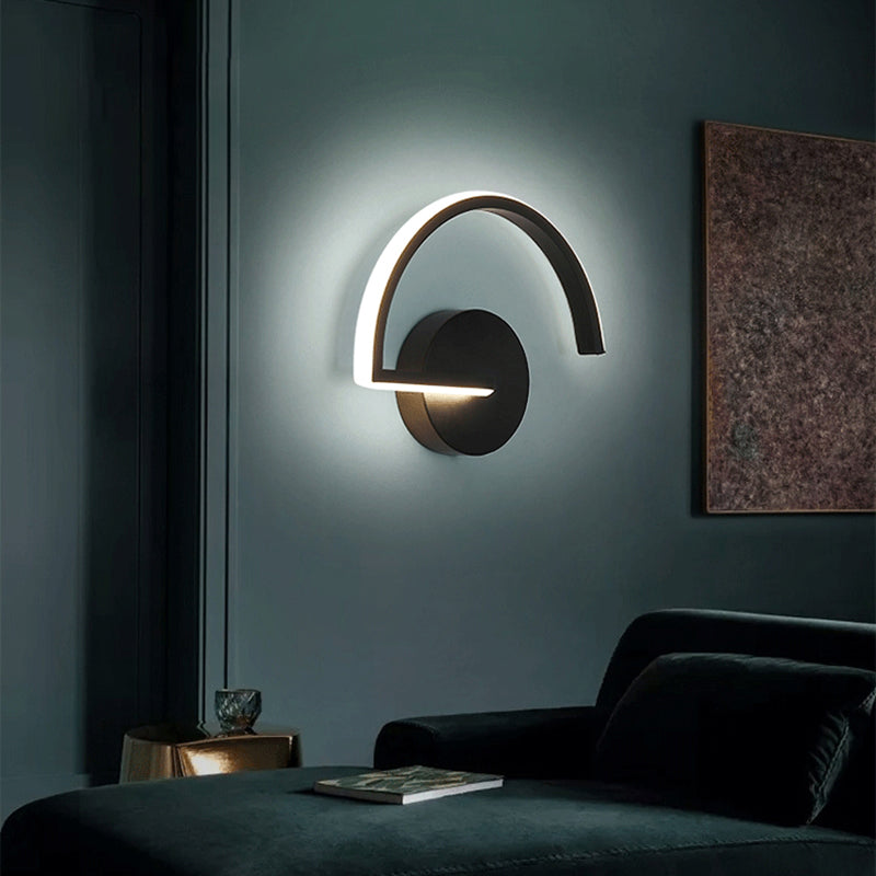 Geometrical Wall Light Fixture Contemporary Aluminum Bedside LED Wall Mounted Lamp Clearhalo 'Cast Iron' 'Glass' 'Industrial' 'Modern wall lights' 'Modern' 'Tiffany' 'Traditional wall lights' 'Wall Lamps & Sconces' 'Wall Lights' Lighting' 2236334