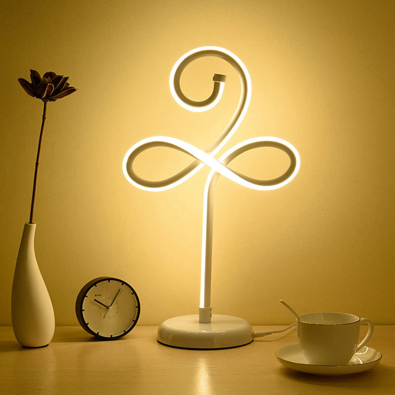 Simplicity Style Curve Shaped LED Table Lighting Metallic Living Room Nightstand Light Clearhalo 'Lamps' 'Table Lamps' Lighting' 2240932