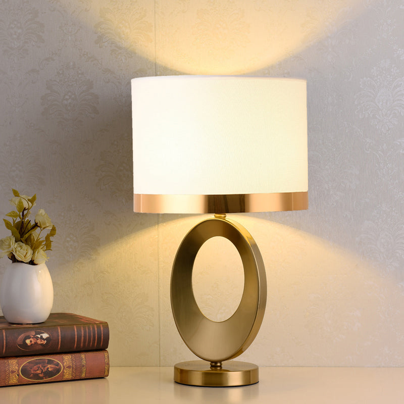 Classic Style Drum Shade Table Lamp 1 Head Fabric Nightstand Lighting for Study Room Clearhalo 'Lamps' 'Table Lamps' Lighting' 2268077