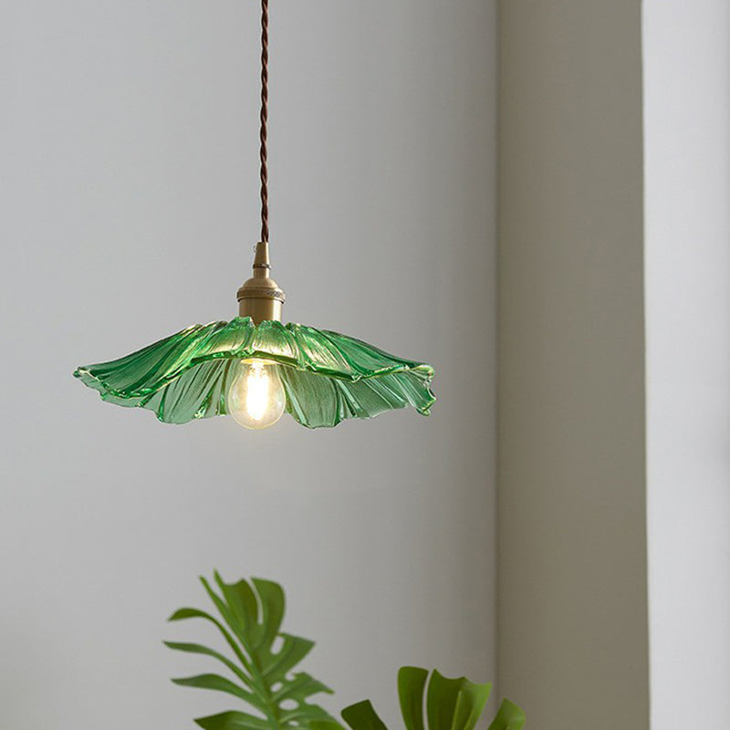 Antique Floral Pendant Light 1-Light Ruffle Glass Hanging Light Fixture for Restaurant Clearhalo 'Ceiling Lights' 'Glass shade' 'Glass' 'Industrial Pendants' 'Industrial' 'Middle Century Pendants' 'Pendant Lights' 'Pendants' 'Tiffany' Lighting' 2290050